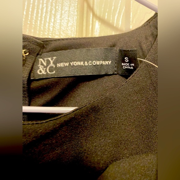 NEW YORK & COMPANY MIDI BLACK DRESS With Flowers on left shoulder size small NWT - Picture 8 of 14